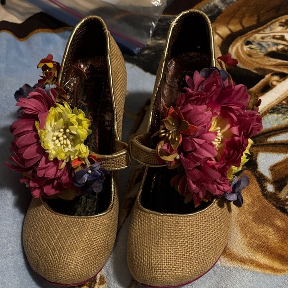 Irregular Choice Shoes - Irregular Choice Floral Embellished heels size 9.5